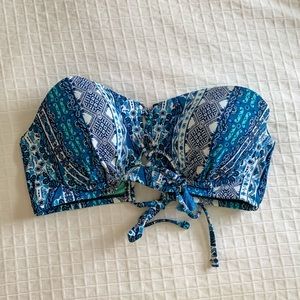 Strapless bikini top